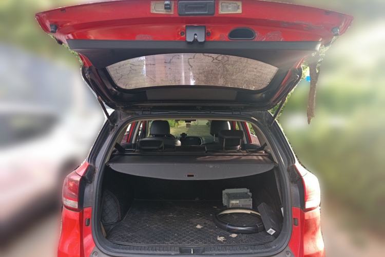 Used Kia KX3 2015 1.6L Automatic Two-Wheel Drive DLX Trunk