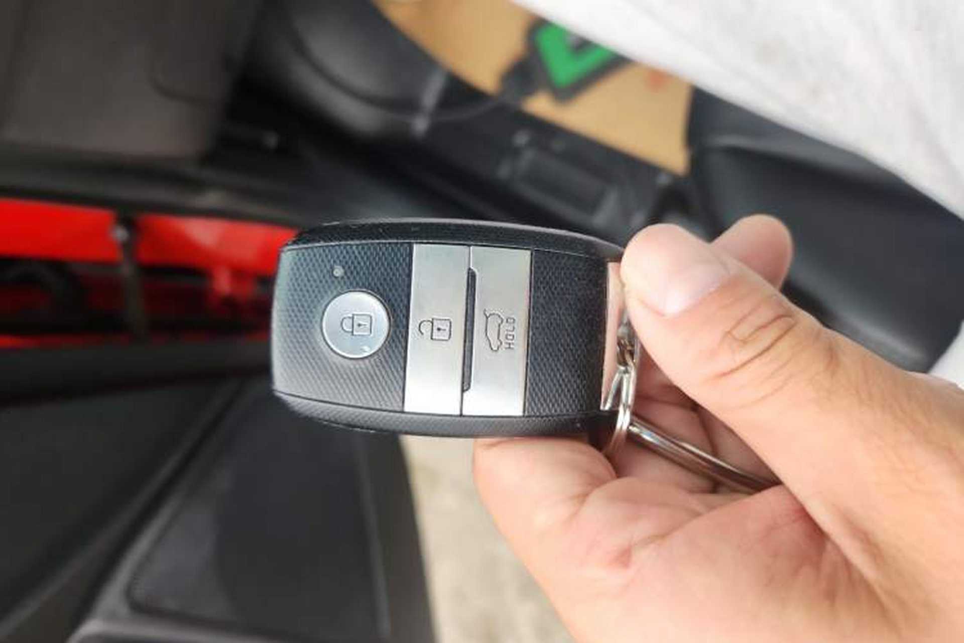 Used Kia KX3 2015 1.6L Automatic Two-Wheel Drive DLX Vehicle Key