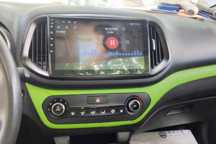 Used Kia KX3 2015 1.6L Automatic Two-Wheel Drive DLX Audio And AC Panel