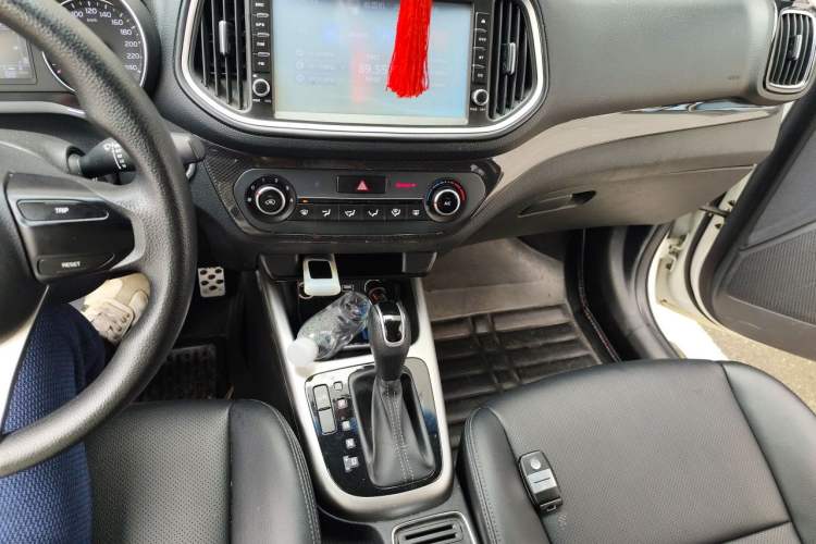 Used Kia KX3 2015 1.6L Automatic Two-Wheel Drive DLX Audio And AC Panel
