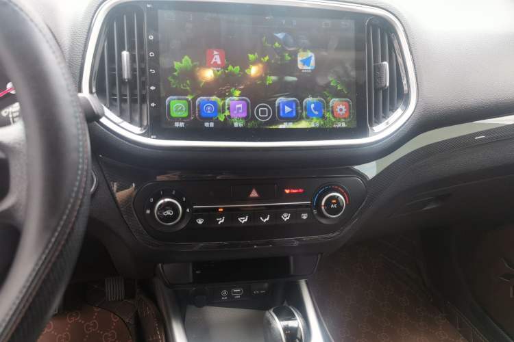 Used Kia KX3 2015 1.6L Automatic Two-Wheel Drive DLX Audio And AC Panel