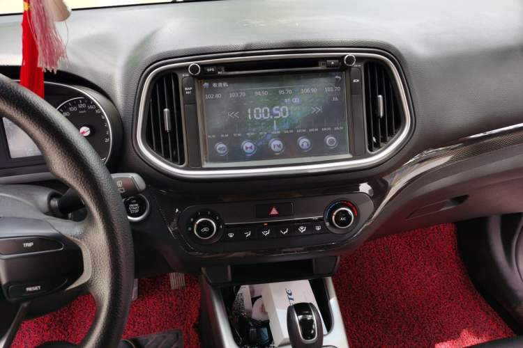 Used Kia KX3 2015 1.6L Automatic Two-Wheel Drive DLX Audio And AC Panel