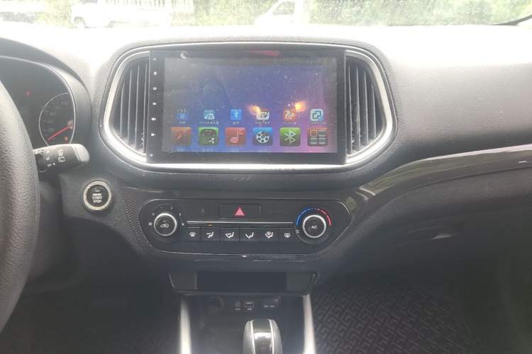 Used Kia KX3 2015 1.6L Automatic Two-Wheel Drive DLX Audio And AC Panel