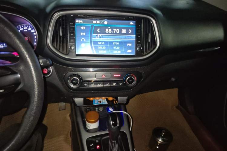 Used Kia KX3 2015 1.6L Automatic Two-Wheel Drive DLX Audio And AC Panel