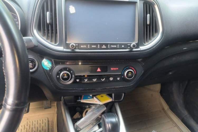 Used Kia KX3 2015 1.6L Automatic Two-Wheel Drive DLX Audio And AC Panel