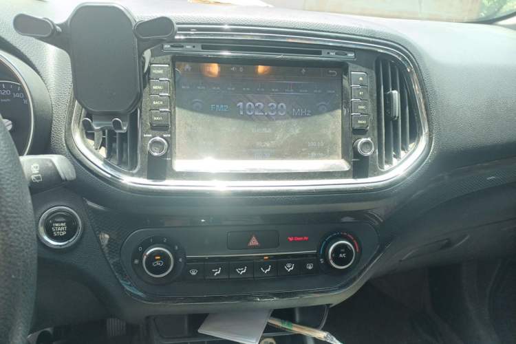 Used Kia KX3 2015 1.6L Automatic Two-Wheel Drive DLX Audio And AC Panel