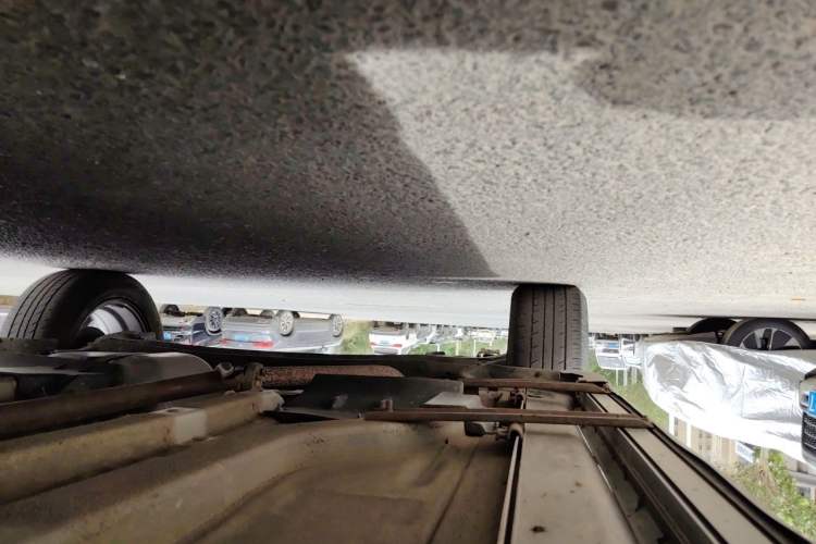 Used Kia KX3 2015 1.6L Automatic Two-Wheel Drive DLX Chassis Front Right