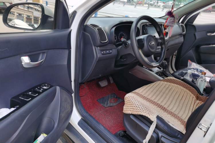 Used Kia KX3 2015 1.6L Automatic Two-Wheel Drive DLX Driver Seat
