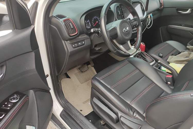 Used Kia KX3 2015 1.6T Automatic Two-Wheel Drive DLX Driver Seat