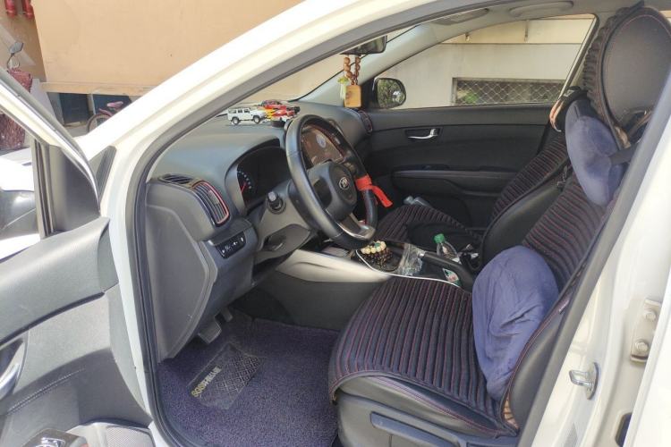 Used Kia KX3 2015 1.6T Automatic Two-Wheel Drive DLX Driver Seat
