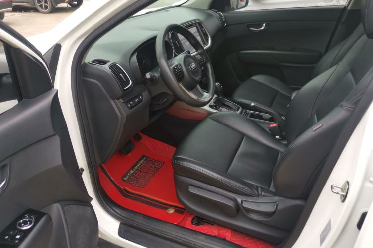 Used Kia KX3 2015 1.6L Automatic Two-Wheel Drive DLX Driver Seat