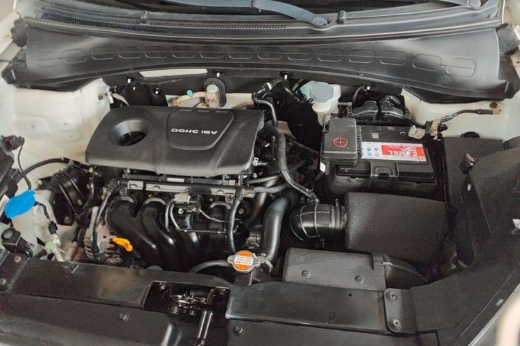 Used Kia KX3 2015 1.6L Automatic Two-Wheel Drive DLX Engine Bay