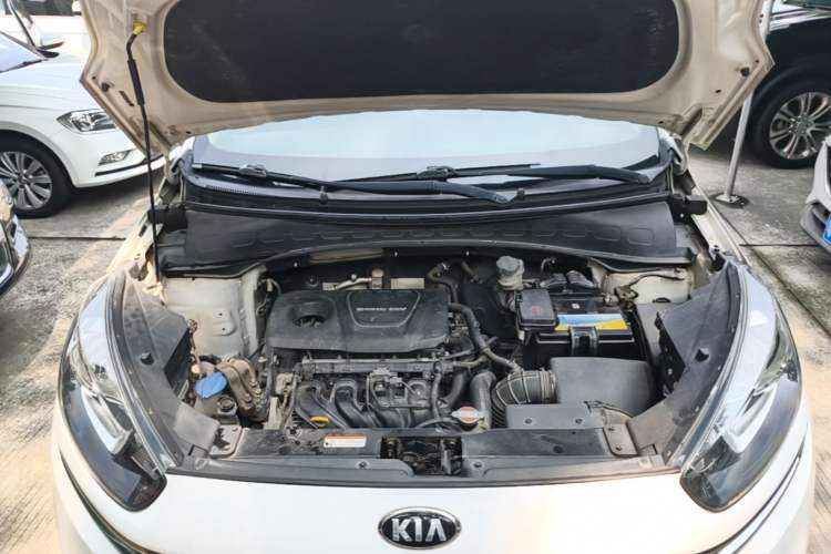 Used Kia KX3 2015 1.6L Automatic Two-Wheel Drive DLX Engine Bay