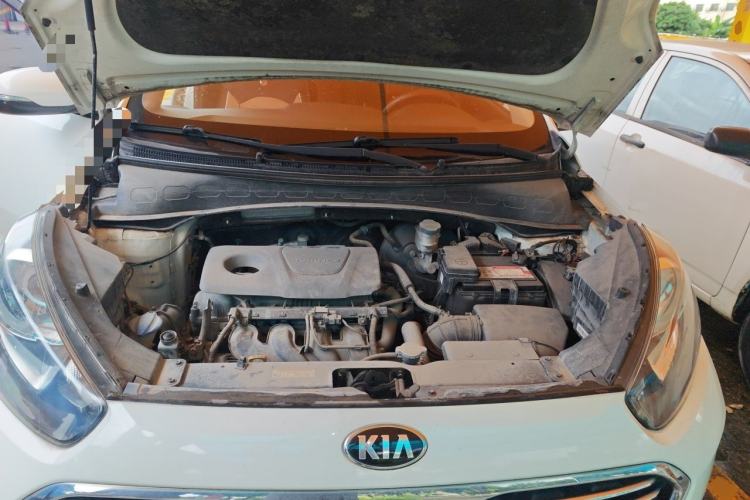 Used Kia KX3 2015 1.6L Automatic Two-Wheel Drive DLX Engine Bay
