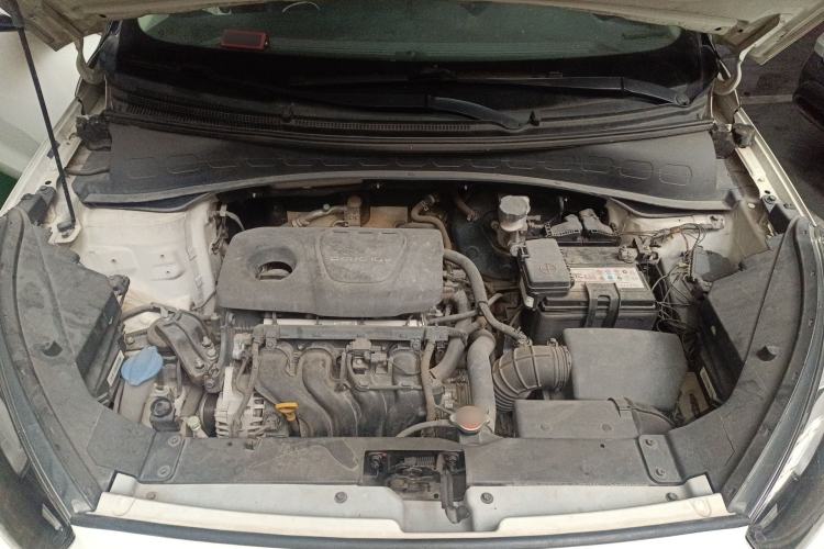 Used Kia KX3 2015 1.6L Automatic Two-Wheel Drive DLX Engine Bay