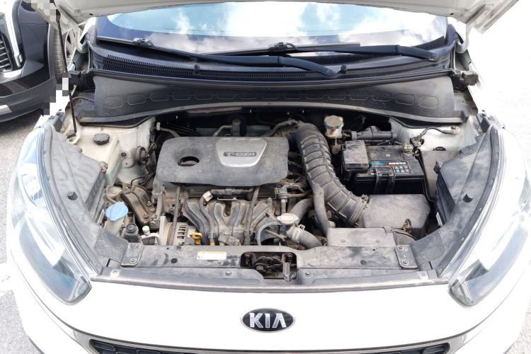 Used Kia KX3 2015 1.6T Automatic Two-Wheel Drive DLX Engine Bay