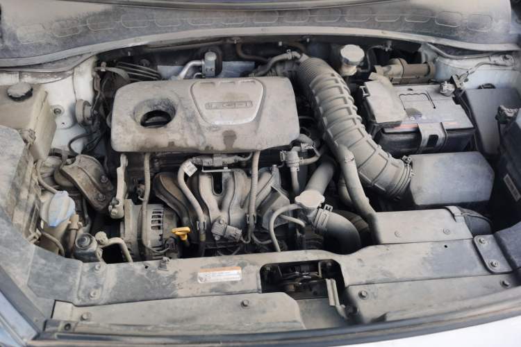 Used Kia KX3 2015 1.6T Automatic Two-Wheel Drive DLX Engine Bay