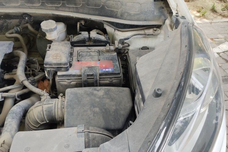 Used Kia KX3 2015 1.6L Automatic Two-Wheel Drive DLX Engine Bay Left