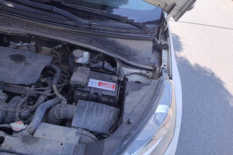 Used Kia KX3 2015 1.6L Automatic Two-Wheel Drive DLX Engine Bay Left