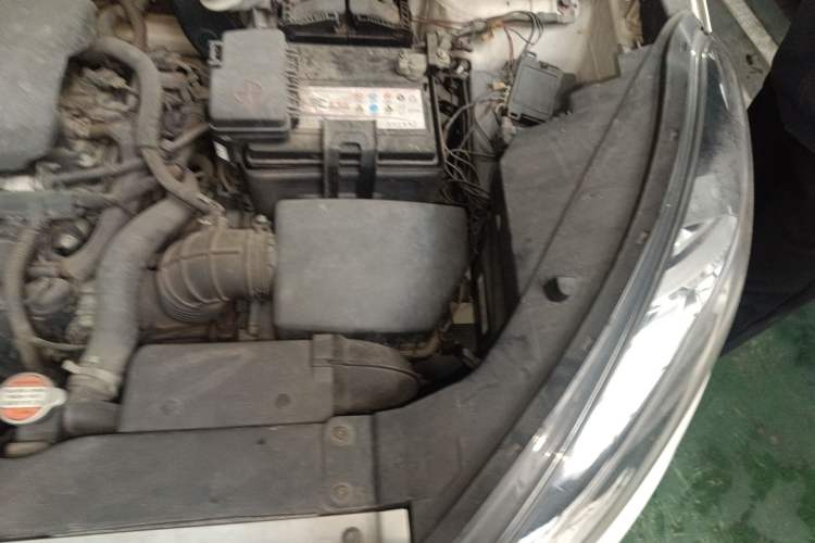 Used Kia KX3 2015 1.6L Automatic Two-Wheel Drive DLX Engine Bay Left