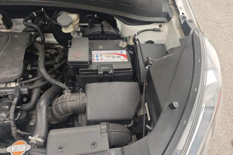Used Kia KX3 2015 1.6L Automatic Two-Wheel Drive DLX Engine Bay Left