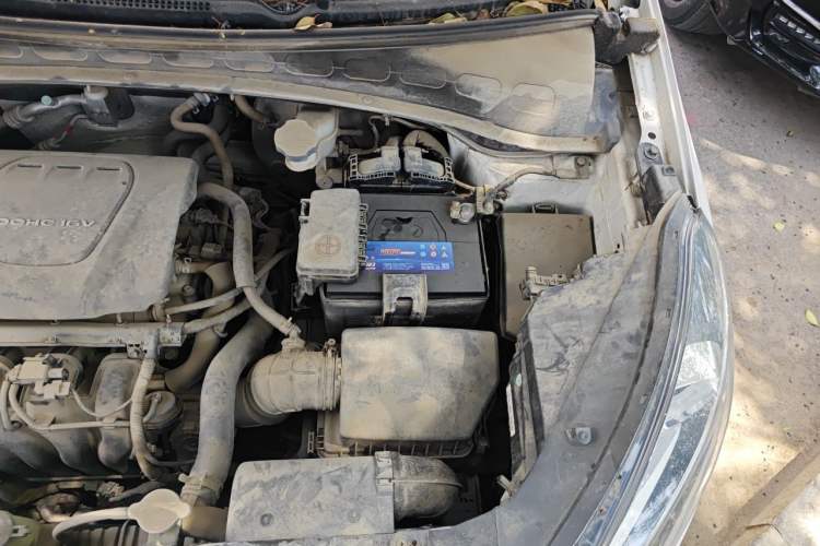Used Kia KX3 2015 1.6L Automatic Two-Wheel Drive DLX Engine Bay Left