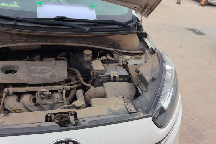 Used Kia KX3 2015 1.6L Automatic Two-Wheel Drive DLX Engine Bay Left