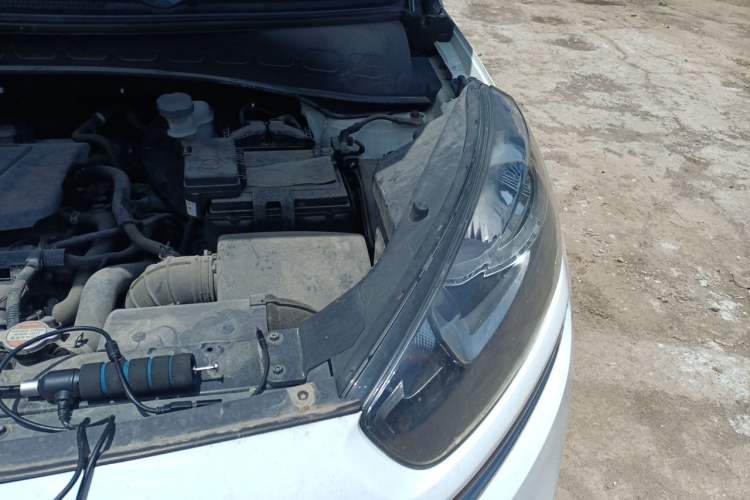Used Kia KX3 2015 1.6L Automatic Two-Wheel Drive DLX Engine Bay Left