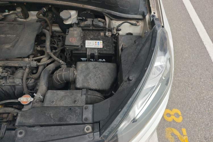 Used Kia KX3 2015 1.6L Automatic Two-Wheel Drive DLX Engine Bay Left