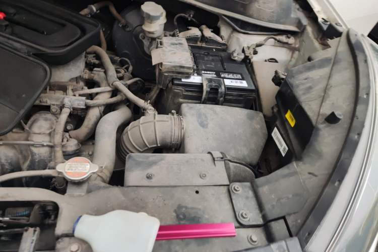 Used Kia KX3 2015 1.6L Automatic Two-Wheel Drive DLX Engine Bay Left