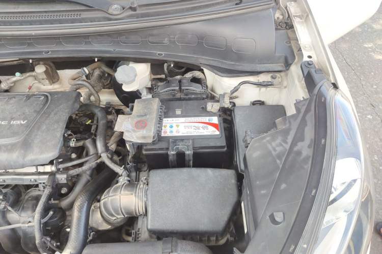 Used Kia KX3 2015 1.6L Automatic Two-Wheel Drive DLX Engine Bay Left