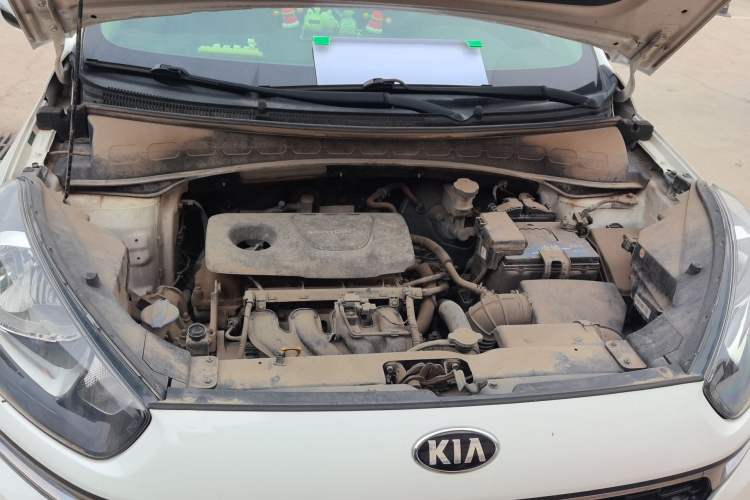 Used Kia KX3 2015 1.6L Automatic Two-Wheel Drive DLX Engine Bay