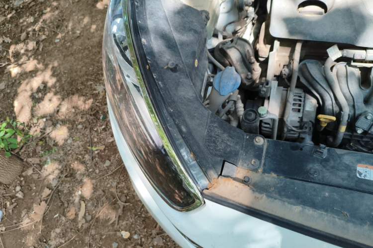 Used Kia KX3 2015 1.6T Automatic Two-Wheel Drive DLX Engine Bay Right