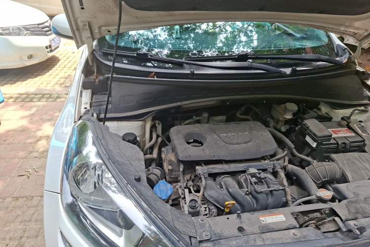 Used Kia KX3 2015 1.6L Automatic Two-Wheel Drive GLS Engine Bay Right
