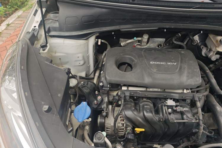 Used Kia KX3 2015 1.6L Automatic Two-Wheel Drive DLX Engine Bay Right