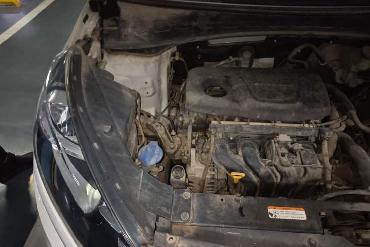 Used Kia KX3 2015 1.6L Automatic Two-Wheel Drive DLX Engine Bay Right