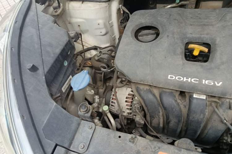 Used Kia KX3 2015 2.0L Automatic Two-Wheel Drive DLX Engine Bay Right