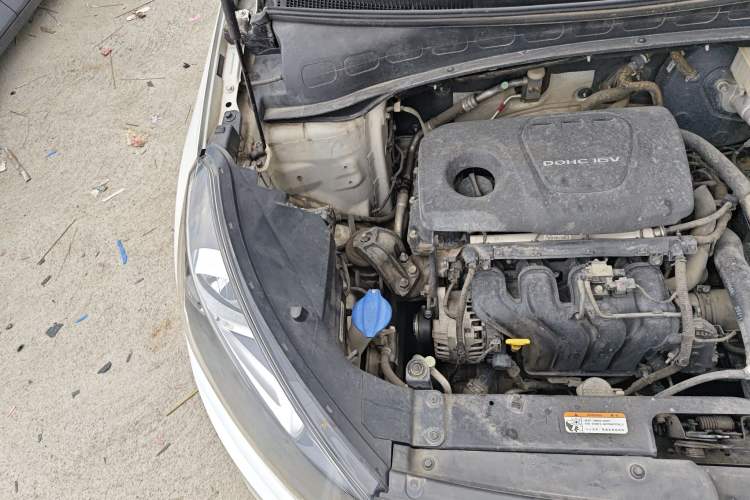 Used Kia KX3 2015 1.6L Automatic Two-Wheel Drive DLX Engine Bay Right