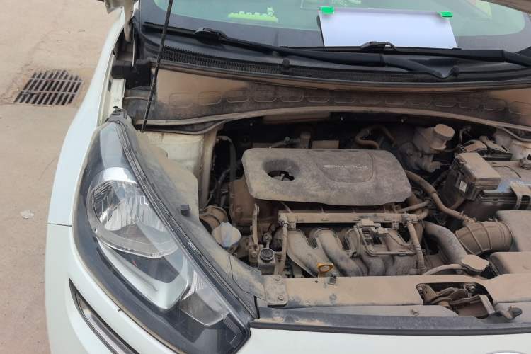 Used Kia KX3 2015 1.6L Automatic Two-Wheel Drive DLX Engine Bay Right