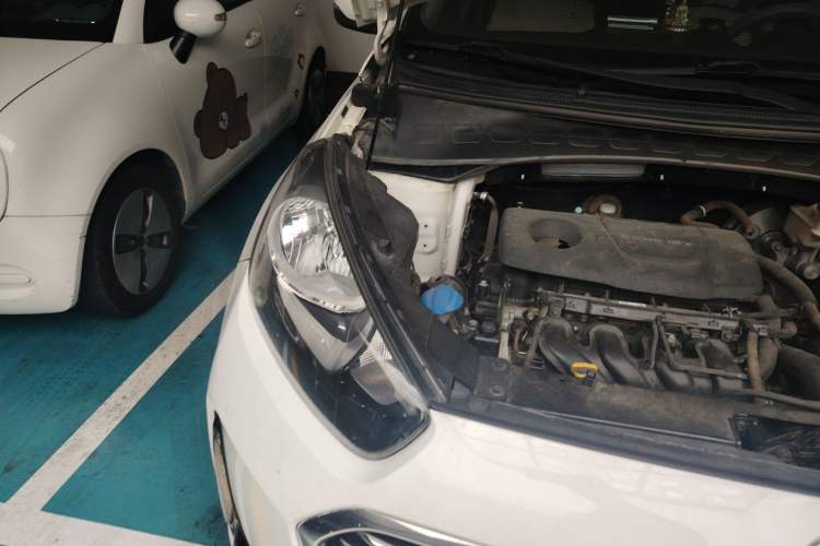 Used Kia KX3 2015 1.6L Automatic Two-Wheel Drive DLX Engine Bay Right