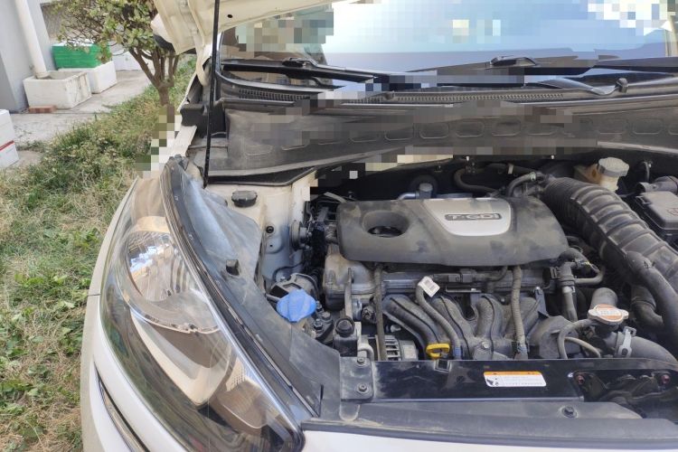 Used Kia KX3 2015 1.6T Automatic Two-Wheel Drive DLX Engine Bay Right