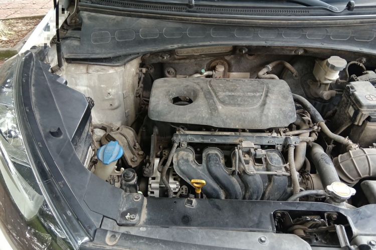 Used Kia KX3 2015 1.6L Automatic Two-Wheel Drive DLX Engine Bay Right