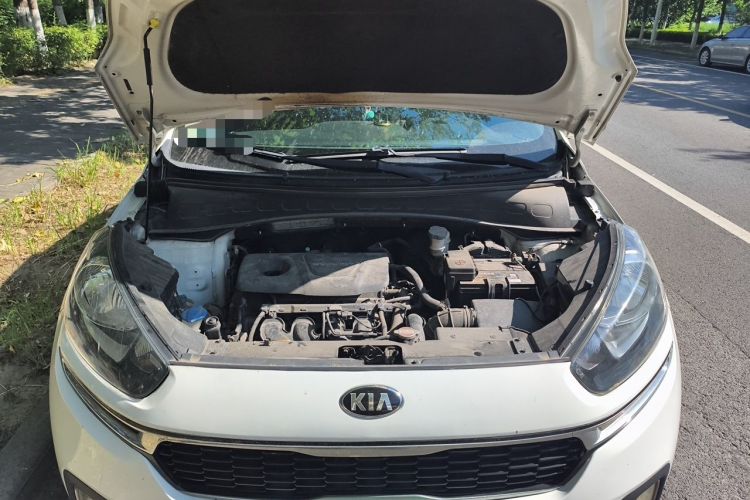 Used Kia KX3 2015 1.6L Automatic Two-Wheel Drive DLX Engine Bay
