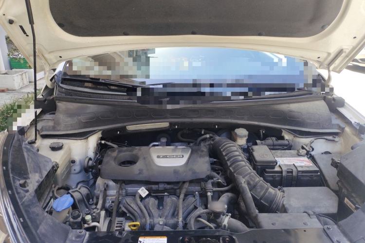 Used Kia KX3 2015 1.6T Automatic Two-Wheel Drive DLX Engine Bay