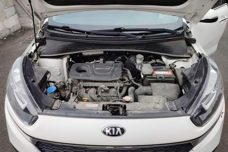 Used Kia KX3 2015 1.6L Automatic Two-Wheel Drive DLX Engine Bay