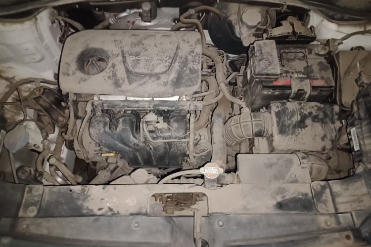 Used Kia KX3 2015 1.6L Automatic Two-Wheel Drive DLX Engine Bay