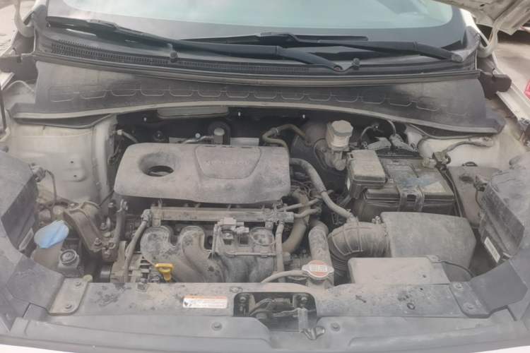 Used Kia KX3 2015 1.6L Automatic Two-Wheel Drive DLX Engine Bay