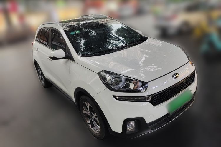 Used Kia KX3 2015 1.6L Automatic Two-Wheel Drive DLX Exterior 2