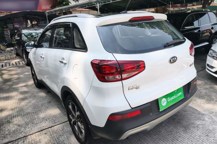 Used Kia KX3 2015 1.6L Automatic Two-Wheel Drive DLX Exterior 2