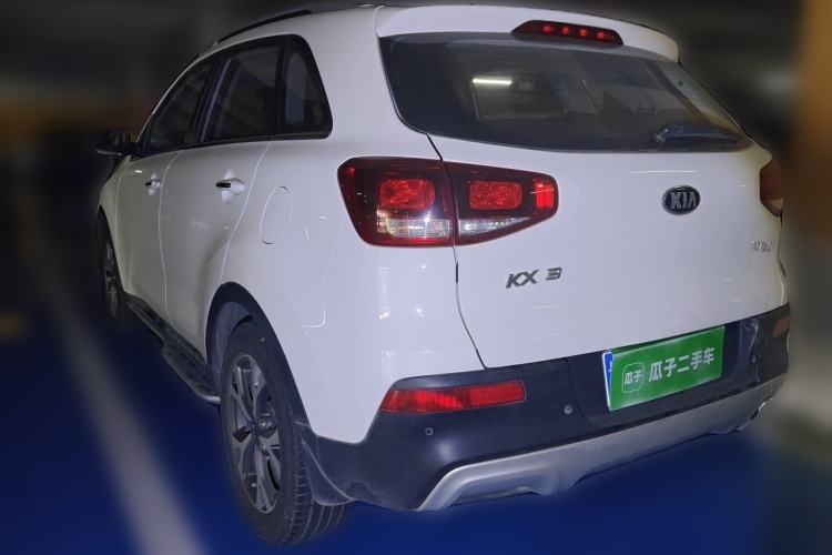 Used Kia KX3 2015 1.6L Automatic Two-Wheel Drive DLX Exterior 3